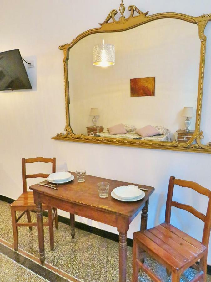 Central Chic Apartment Genua Exteriör bild
